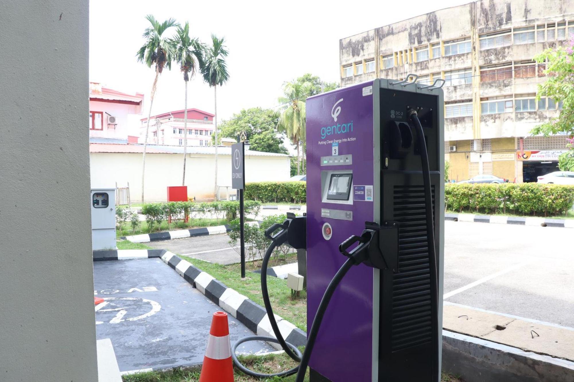 Perdana Kota Bharu Hotell Exteriör bild